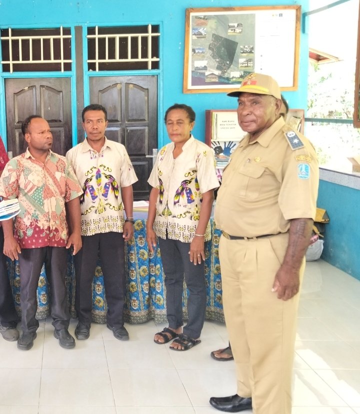 Respon Kepala Kampung Swapodibo usai serah terima dokumen dan Laporan