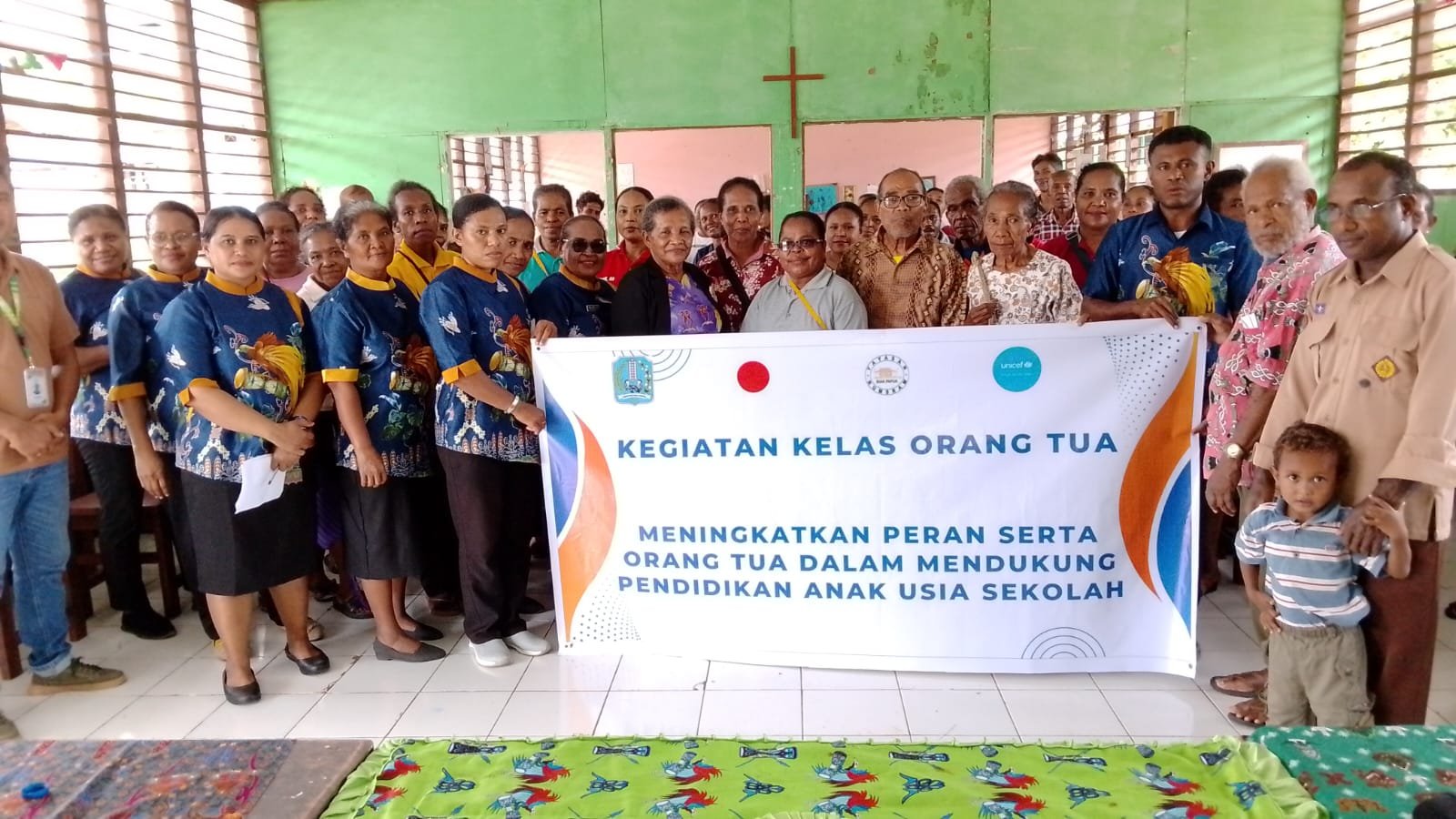 Perkuat Peran Orang Tua, Mintje Anna Yawan Jadi Narator Kelas Parenting di SD YPK HIB Sorido